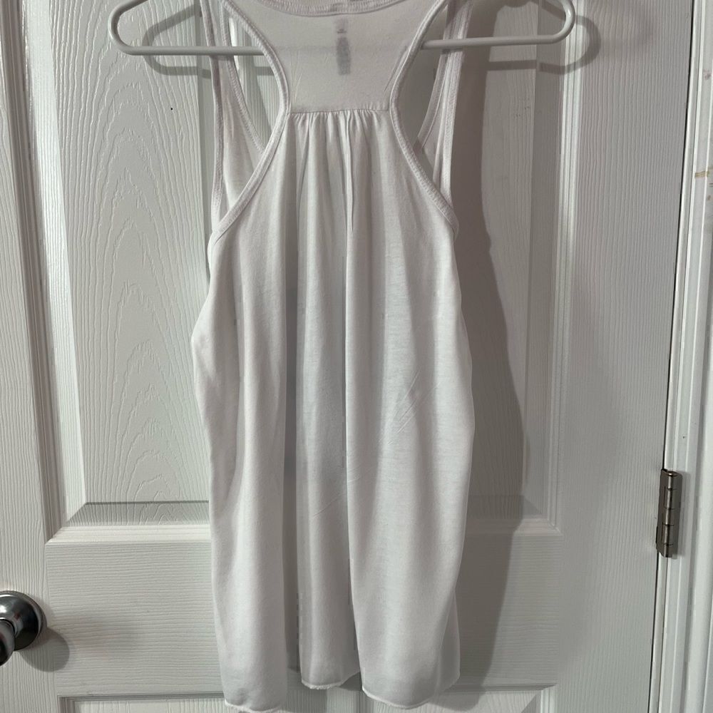 White Tank Top Size L - Picture 3 of 3
